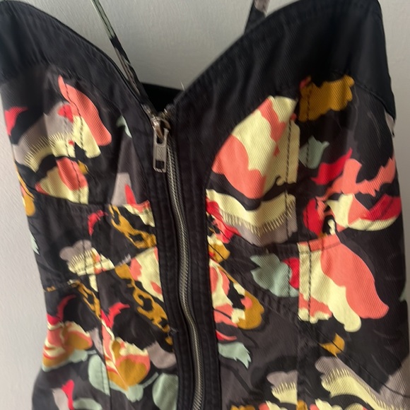 French Connection mini dress cross straps vibrant rose print - Picture 2 of 6